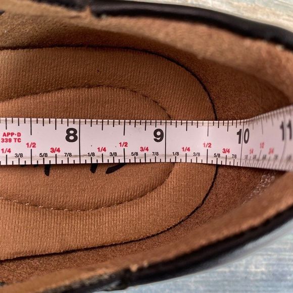 Clarks Womens Size 7M Loafers Comfort Shoes Black Leather Casual - Picture 7 of 10